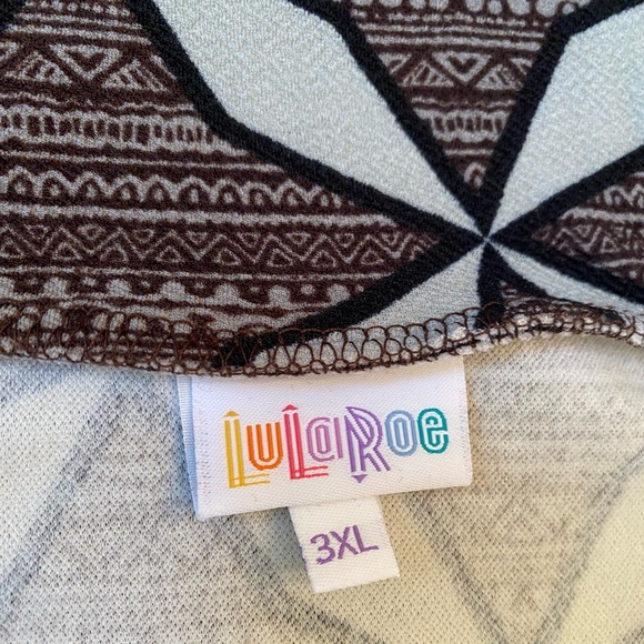 Lularoe Cassie skirt, 3xl, NWT, black and mint contemporary pattern, stretch - Picture 2 of 4